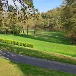Terrasse +parking * Vieille-Brioude